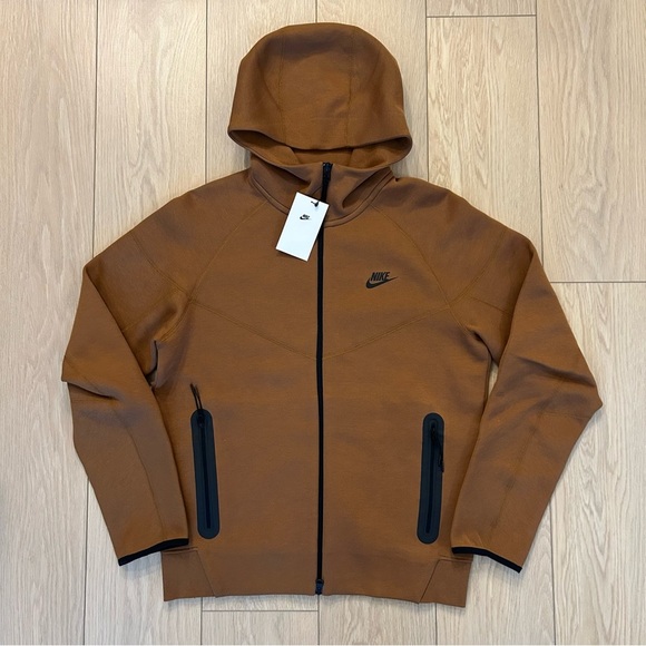 Nike Tech Fleece Full-Zip Windrunner Hoodie Brown Size Medium - Picture 1 of 6